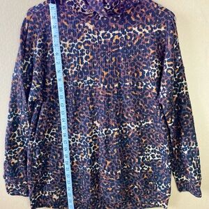 Leopard Print Long Sleeve Top